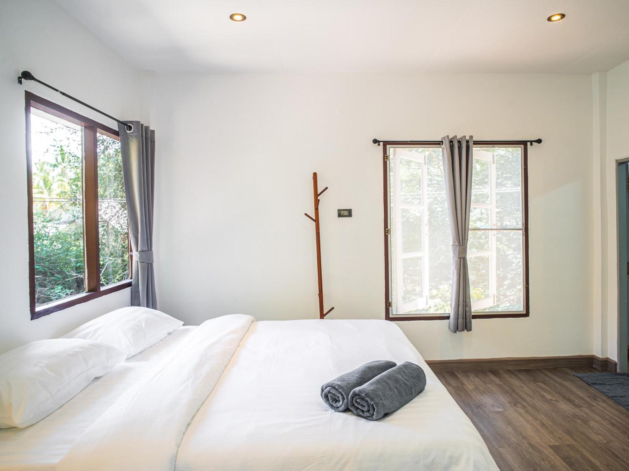 แซนด์ บีช บังกาโลว์ Hotel หาดคลองม่วง ภายนอก รูปภาพ
