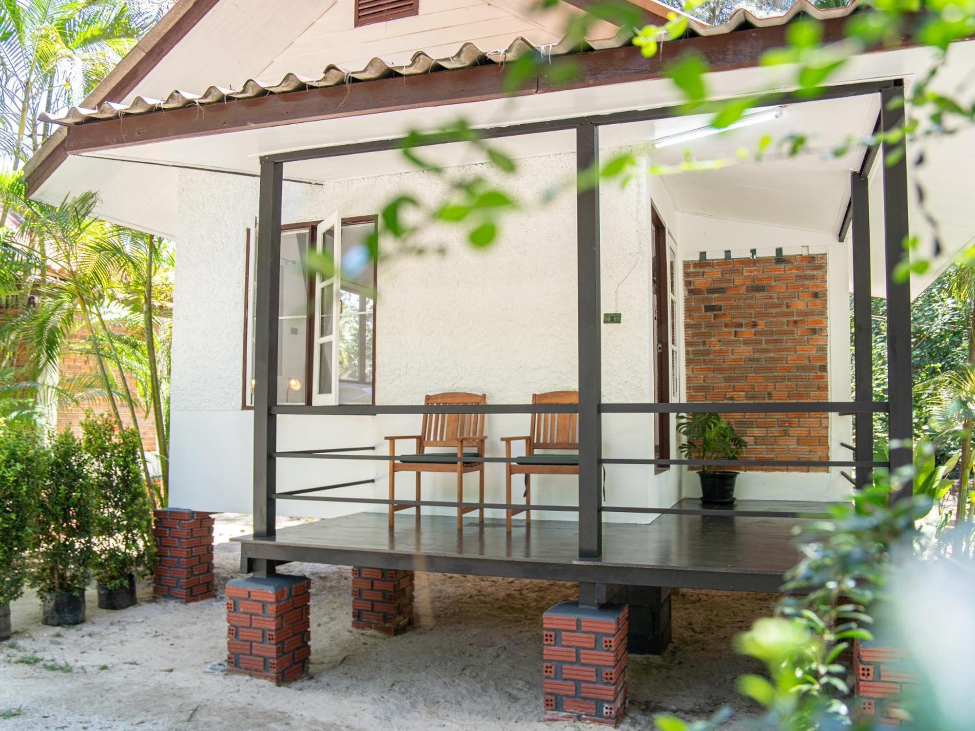 แซนด์ บีช บังกาโลว์ Hotel หาดคลองม่วง ภายนอก รูปภาพ