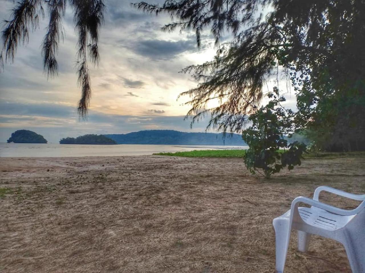 แซนด์ บีช บังกาโลว์ Hotel หาดคลองม่วง ภายนอก รูปภาพ
